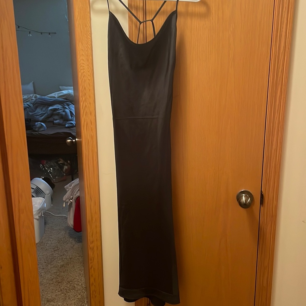 Beautiful 4th reckless low back midi straps dress.